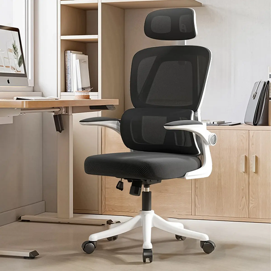 Silla ergonómica blanca - vista frontal